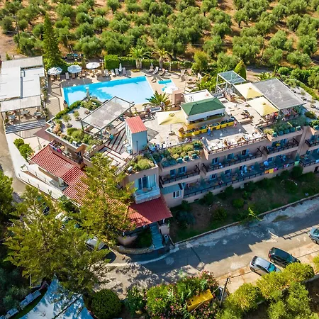 Apollo Art Hotel Kyparissia
