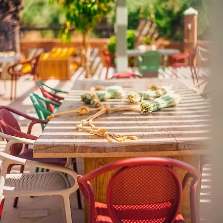 Apollo Art Hotell 4*