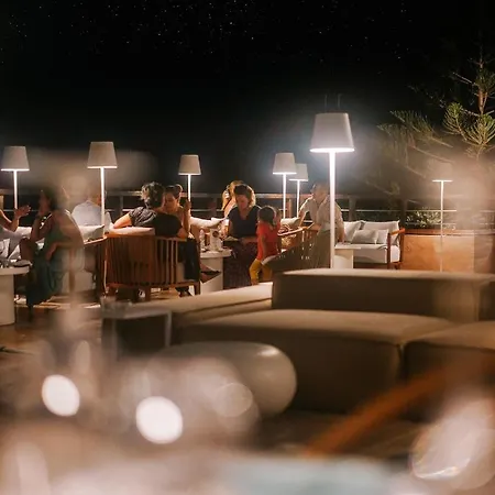 Hotell Apollo Art 4*