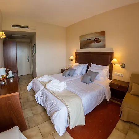 Apollo Art Kyparissia