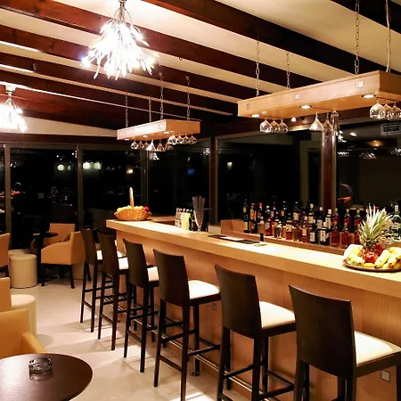 Apollo Art Hotell Kyparissia