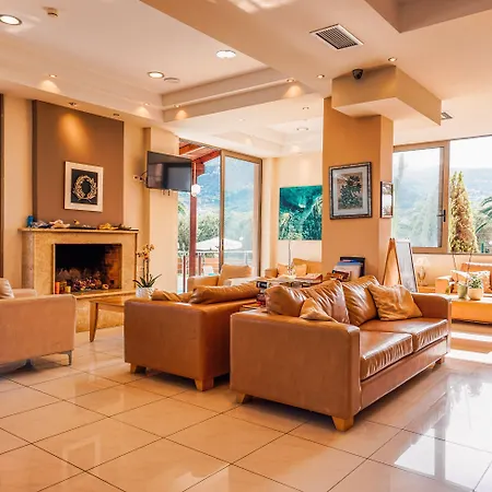 Hotell Apollo Art 4*