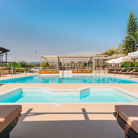 Apollo Art 4* Kyparissia