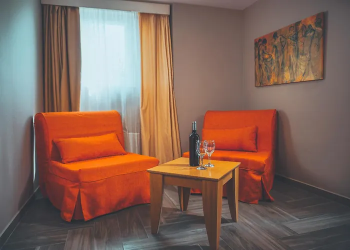 Apollo Art Hotel