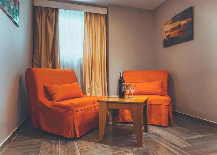 Apollo Art Kyparissia