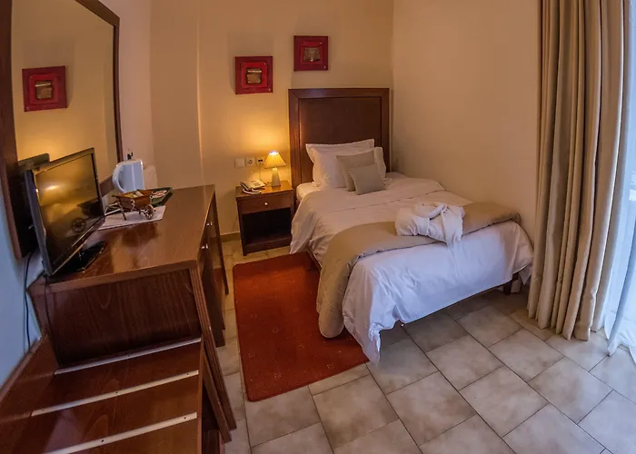 Hotel Apollo Art 4*