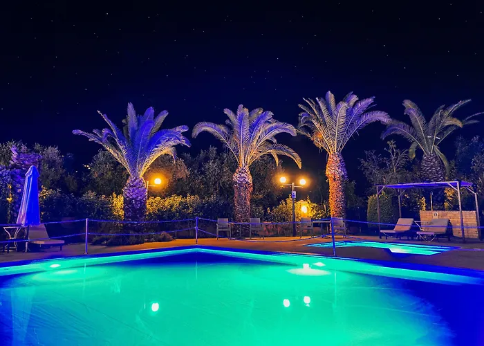 Apollo Art Hotel